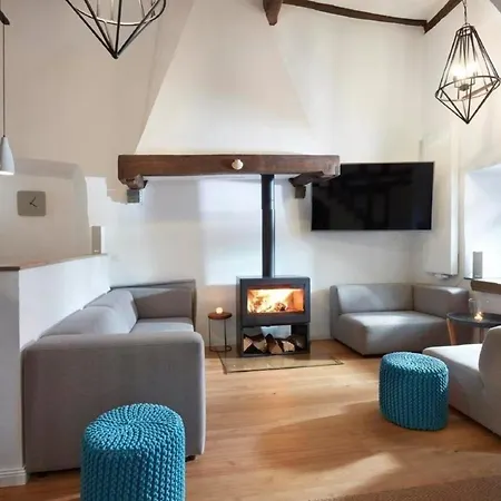 別荘 Ferienhausmit Sauna, Kamin Und Grossem Garten *